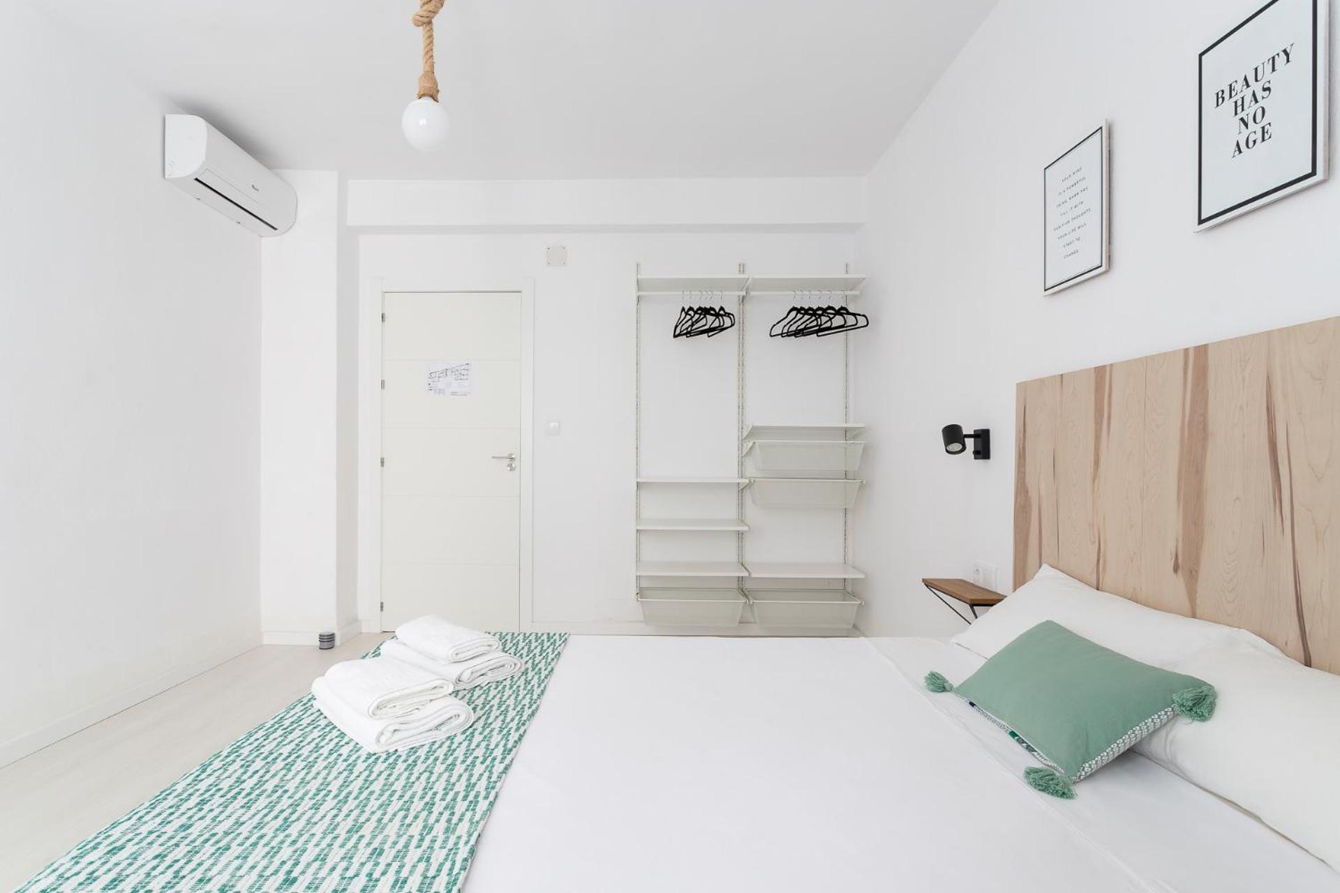 Casa M&J Guesthouse - Alicante — Photos 1